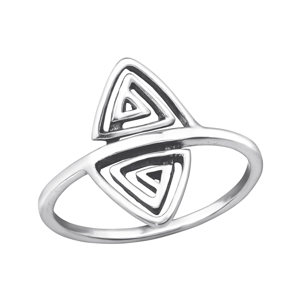 Inel din argint model geometric triunghi antichizat DiAmanti DIA32287